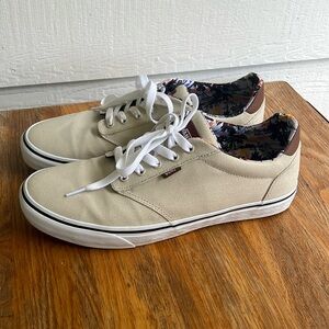 vans atwood deluxe sneakers | size 13 | low top vans | tan men’s sneakers